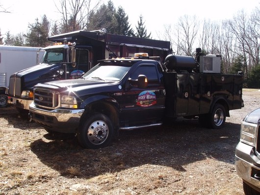 products/equipmentforsale/2004 F550_530.JPG